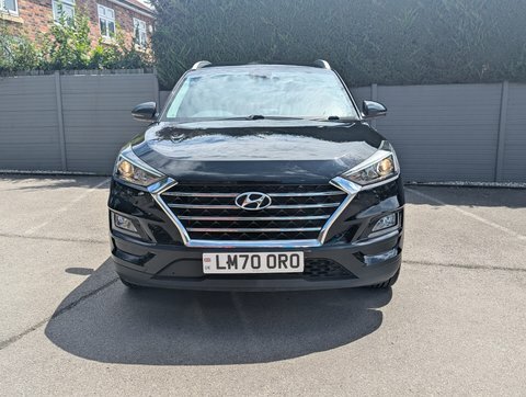 Hyundai Tucson Estate Red #8