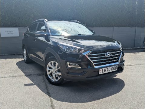 Hyundai Tucson Estate Red #32