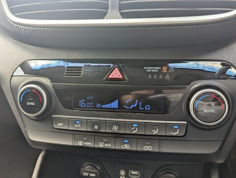 Hyundai Tucson Estate Red #21