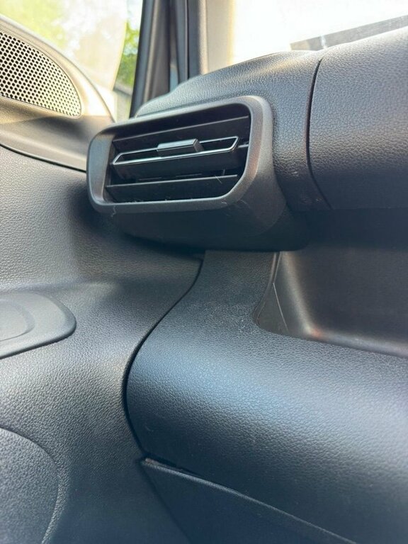 Vauxhall Combo-e Life 100Kw Design 50Kwh Black #25