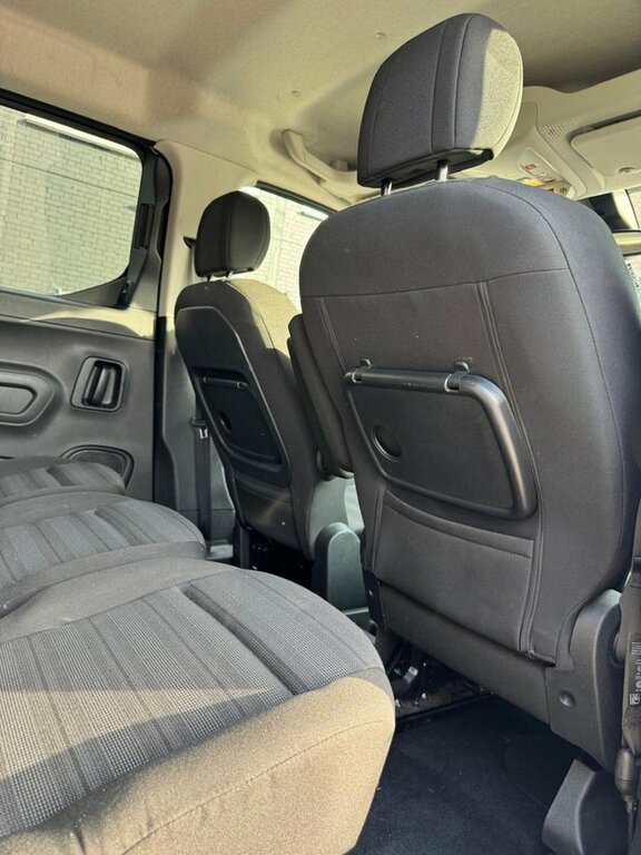Vauxhall Combo-e Life 100Kw Design 50Kwh Black #30