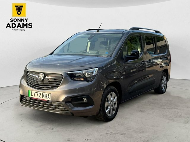 Vauxhall Combo-e Life 100Kw Design 50Kwh Black #8