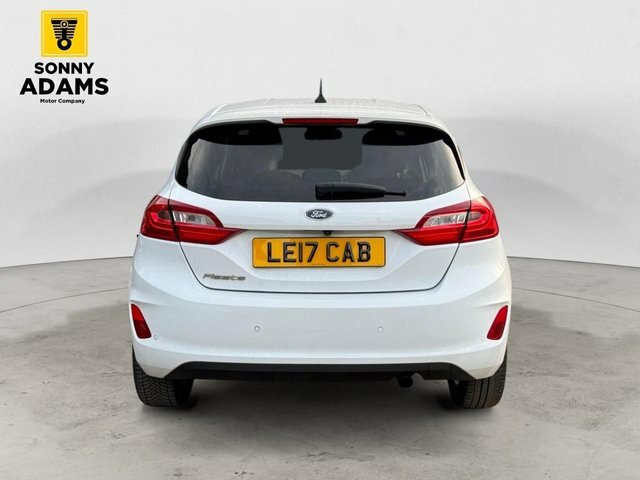 Ford Fiesta 1.0T Ecoboost Titanium Hatchback LE17CAB White #5