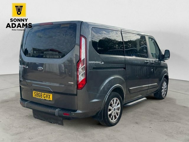 Ford Tourneo Custom 2.0 310 Ecoblue Titanium Minibus Double Cab Di SB68GVX Grey #4