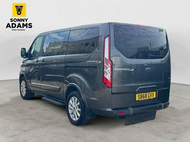Ford Tourneo Custom 2.0 310 Ecoblue Titanium Minibus Double Cab Di SB68GVX Grey #6