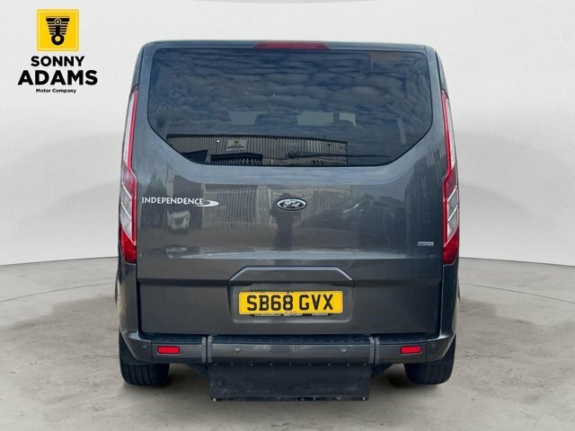 Ford Tourneo Custom 2.0 310 Ecoblue Titanium Minibus Double Cab Di SB68GVX Grey #5