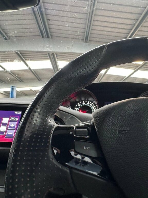 Peugeot 308 Hatchback Red #13