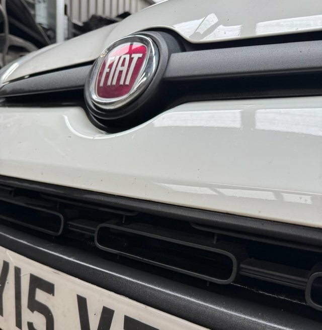 Fiat Panda Easy White #30