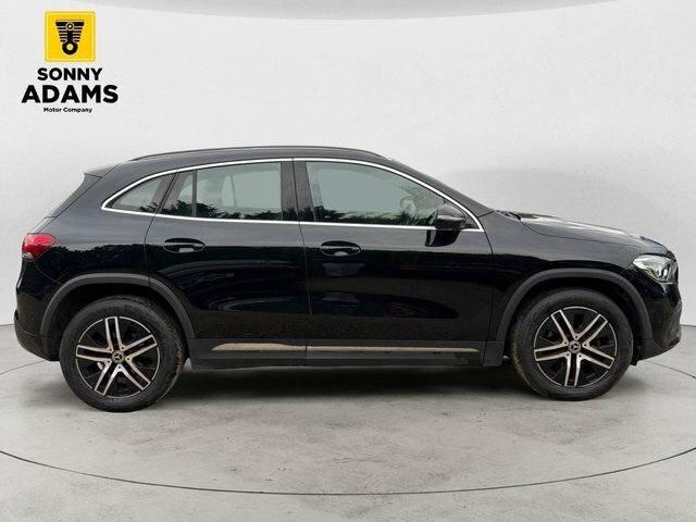 Mercedes-Benz GLA Class 1.3 Gla180 Sport Executive Suv 7G-dct RA22DHX Black #3
