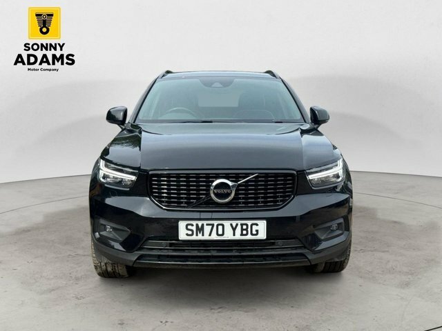 Volvo XC40 1.5 T3 R-design Pro Suv Euro 6 SM70YBG Black #2