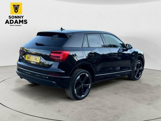 Audi Q2 1.0 Tfsi 30 Black Edition Suv Eu BN70VMJ Black #4