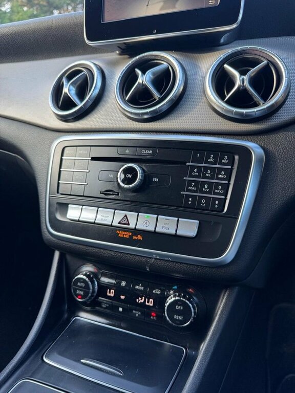 Mercedes-Benz CLA Class 2.1 Cla 200 D White #20