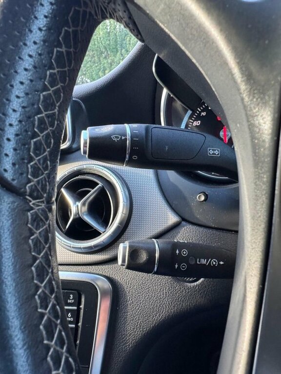 Mercedes-Benz CLA Class 2.1 Cla 200 D White #19
