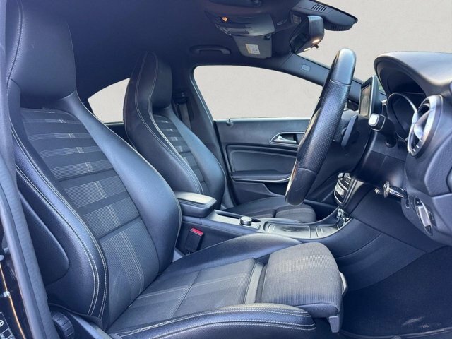 Mercedes-Benz CLA Class 2.1 Cla 200 D White #9