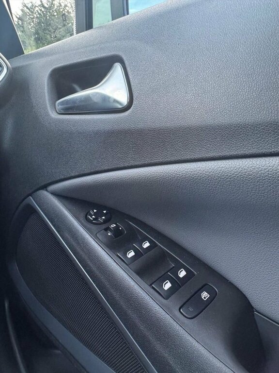 Vauxhall Crossland X Elite Blue #19