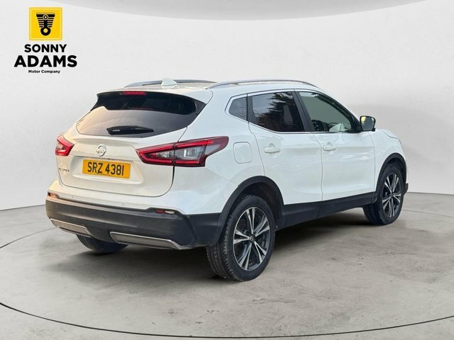 Nissan Qashqai 1.3 Dig-t N-connecta Suv Euro 6 SRZ4381 White #4