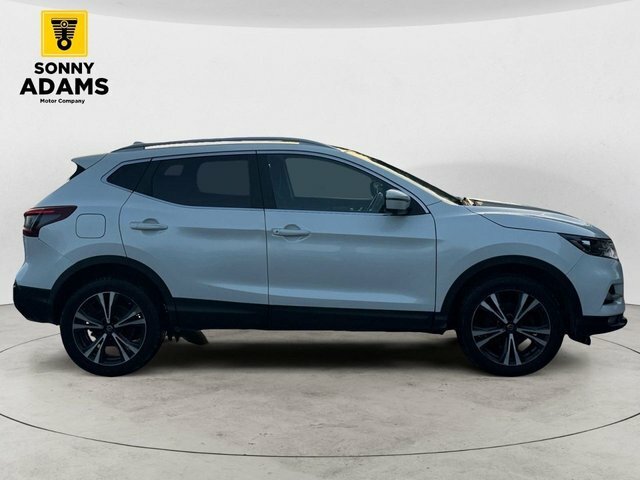 Nissan Qashqai 1.3 Dig-t N-connecta Suv Euro 6 SRZ4381 White #3