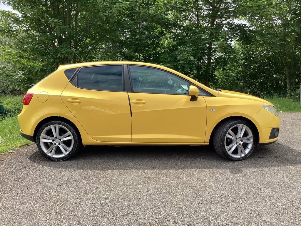 Seat Ibiza Hatchback Yellow #3