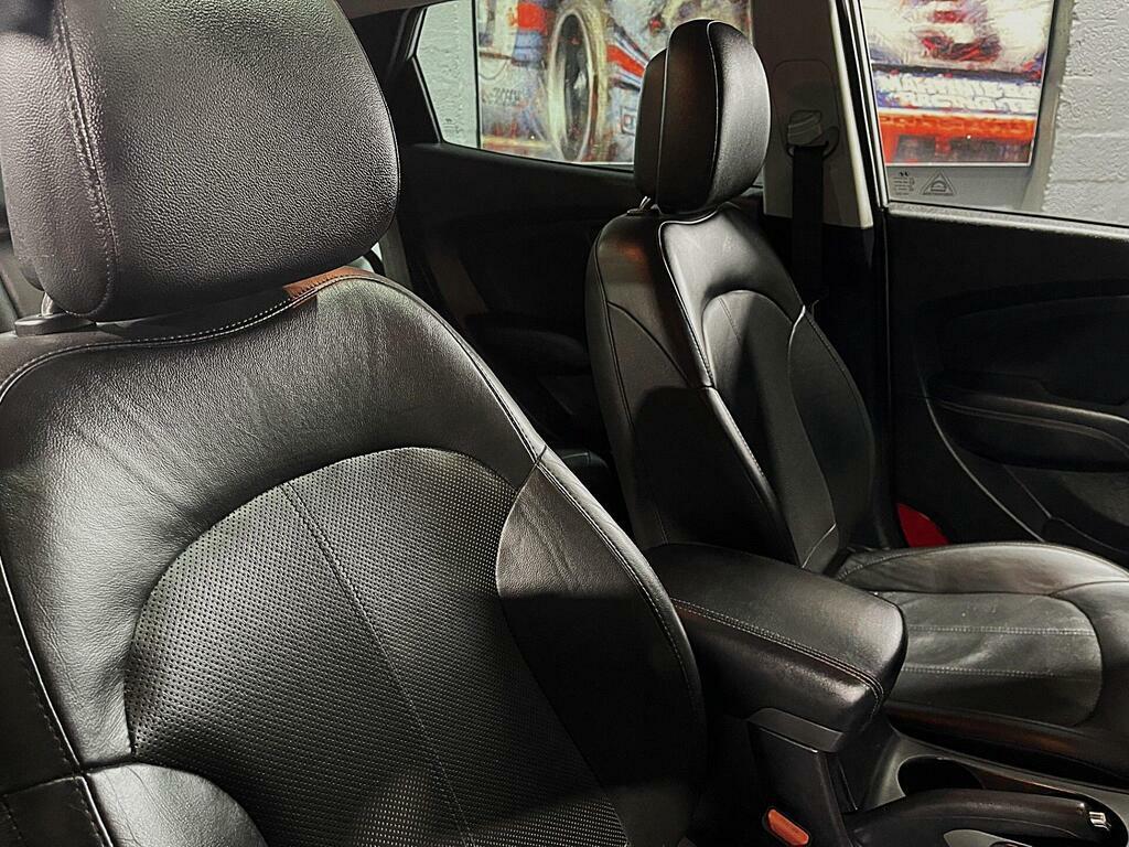 Hyundai Ix35 Ix35 White #24