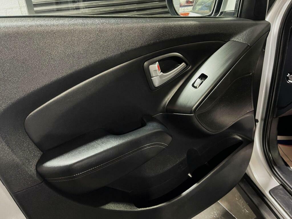 Hyundai Ix35 Ix35 White #13