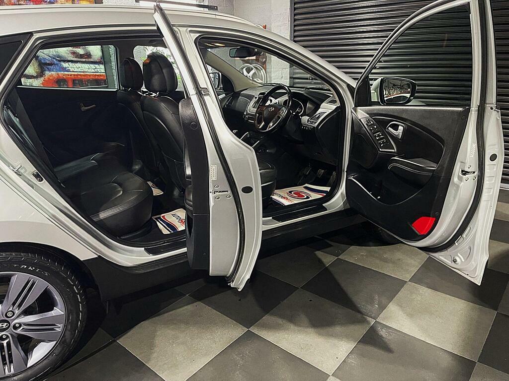 Hyundai Ix35 Ix35 White #63