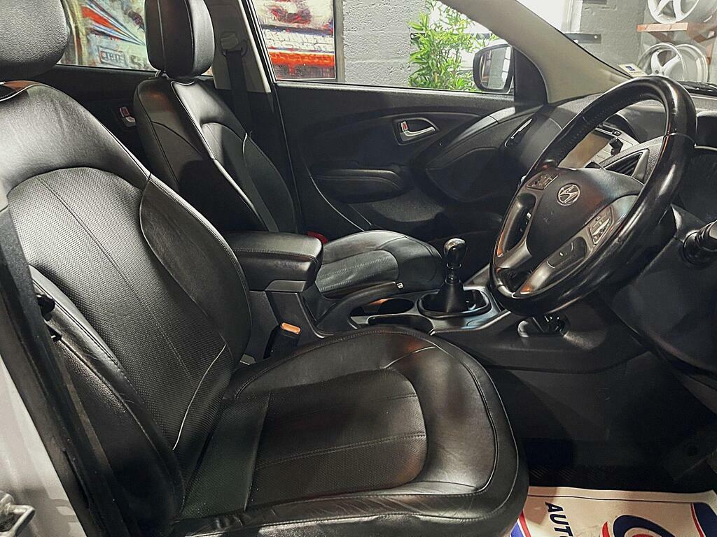 Hyundai Ix35 Ix35 White #32