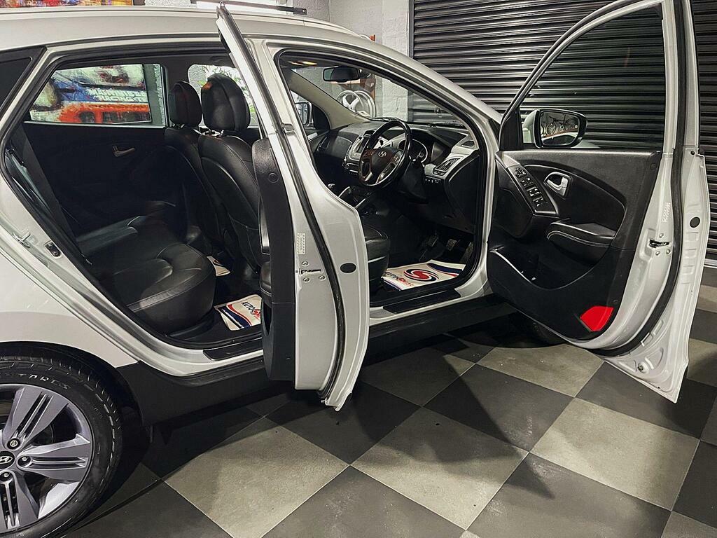 Hyundai Ix35 Ix35 White #53