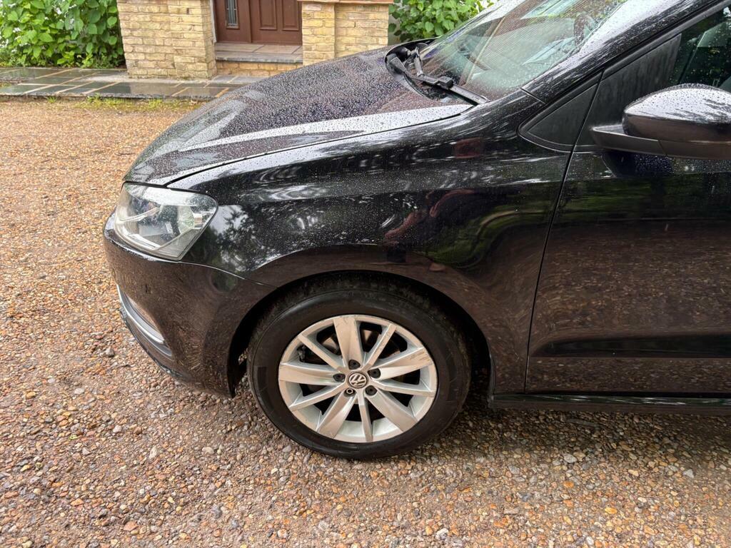 Volkswagen Polo Hatchback White #33