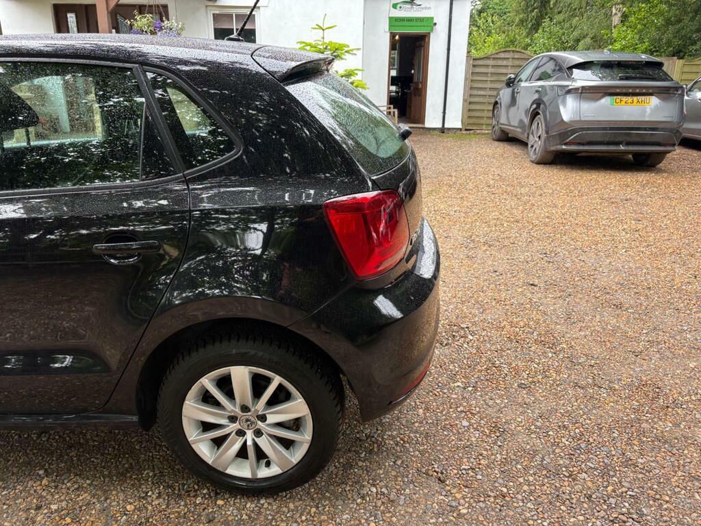Volkswagen Polo Hatchback White #32