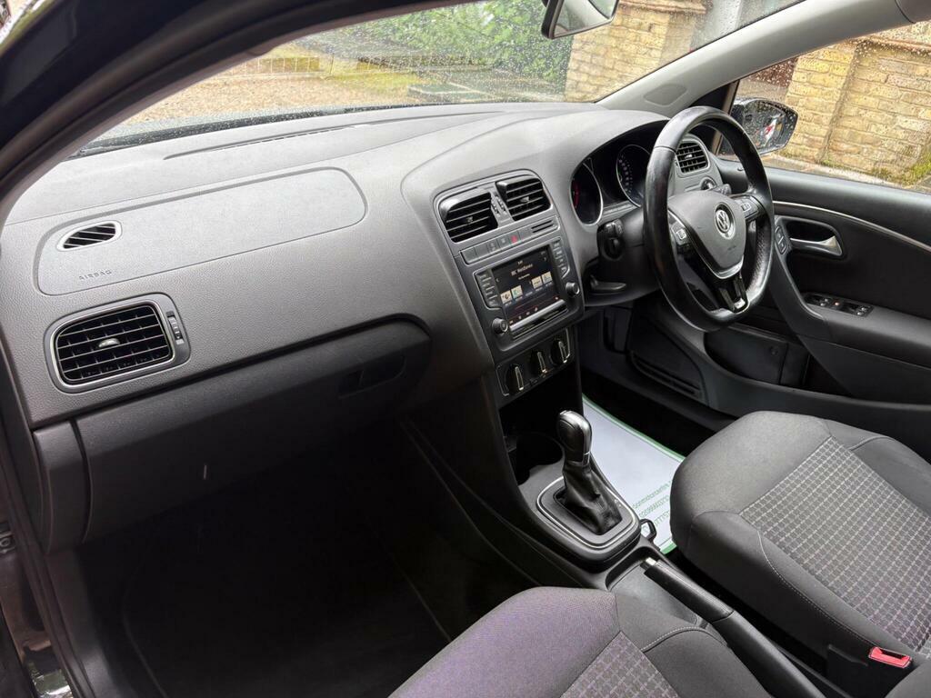 Volkswagen Polo Hatchback White #17