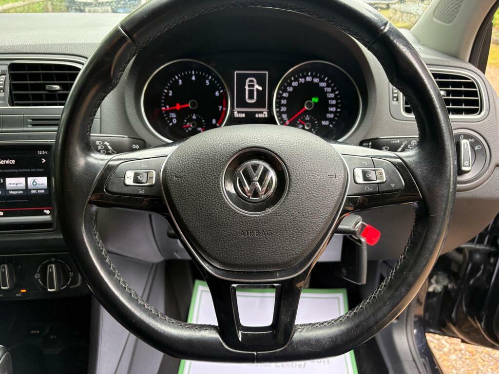 Volkswagen Polo Hatchback White #38