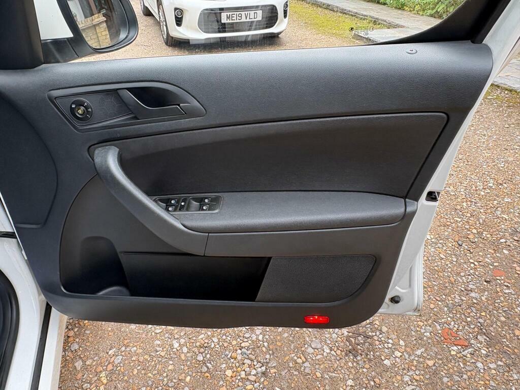 Skoda Yeti Beige #29