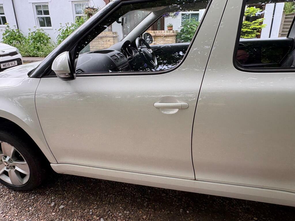 Skoda Yeti Beige #42