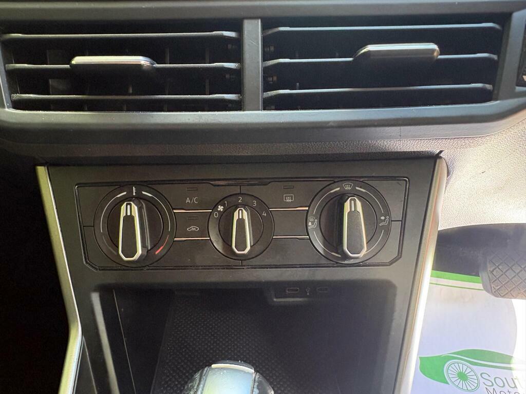 Volkswagen Polo Active Black #22