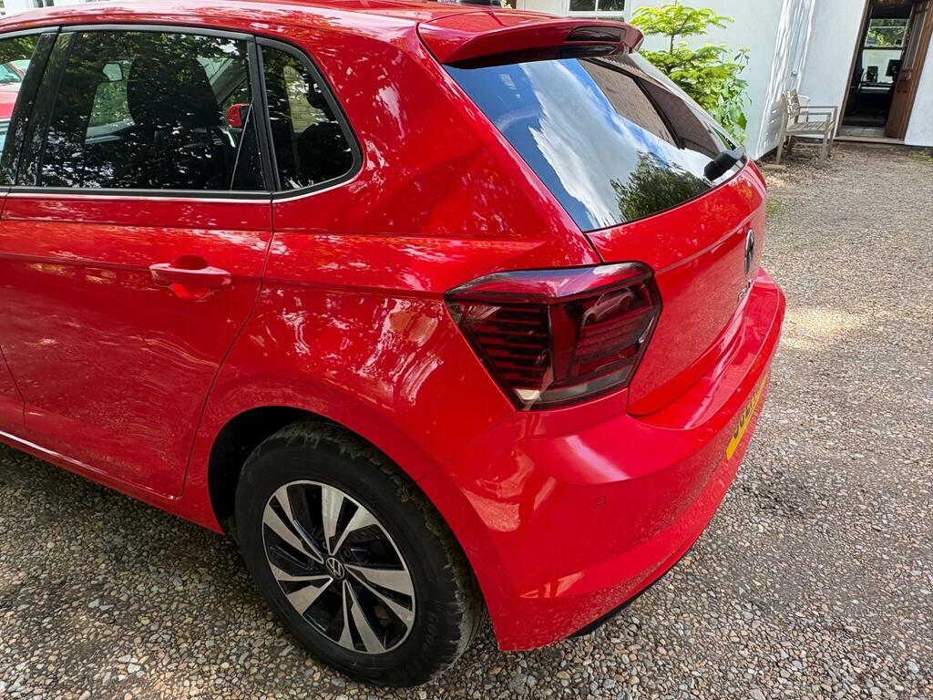 Volkswagen Polo Active Black #7