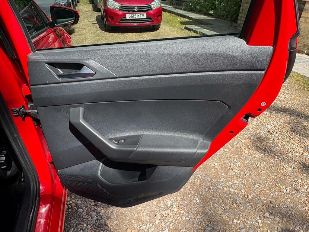Volkswagen Polo Active Black #28