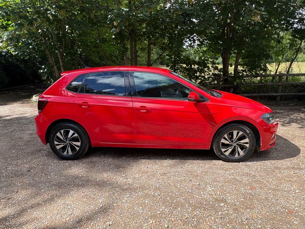 Volkswagen Polo Active Black #12