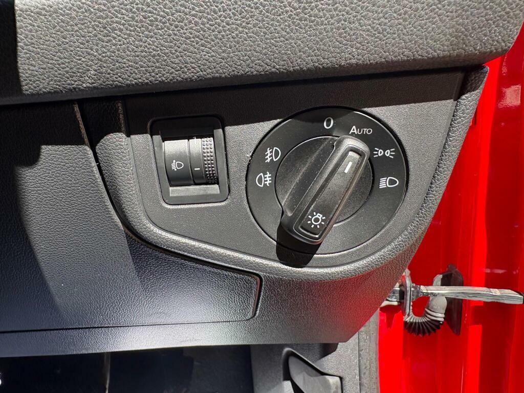 Volkswagen Polo Active Black #25