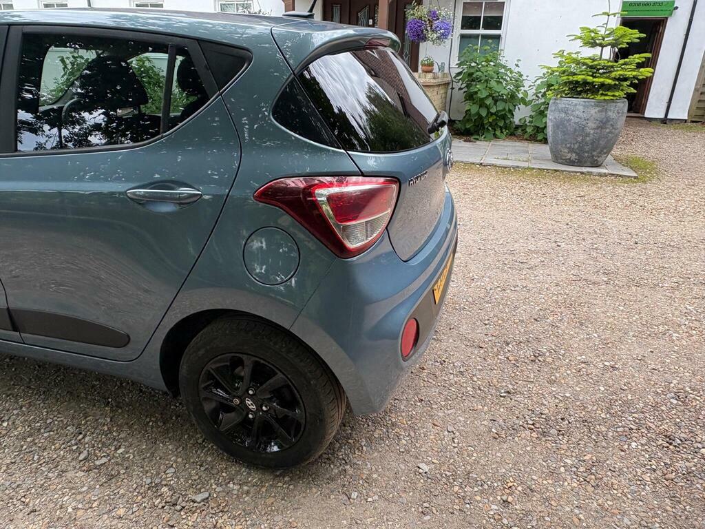 Hyundai I10 Se White #8