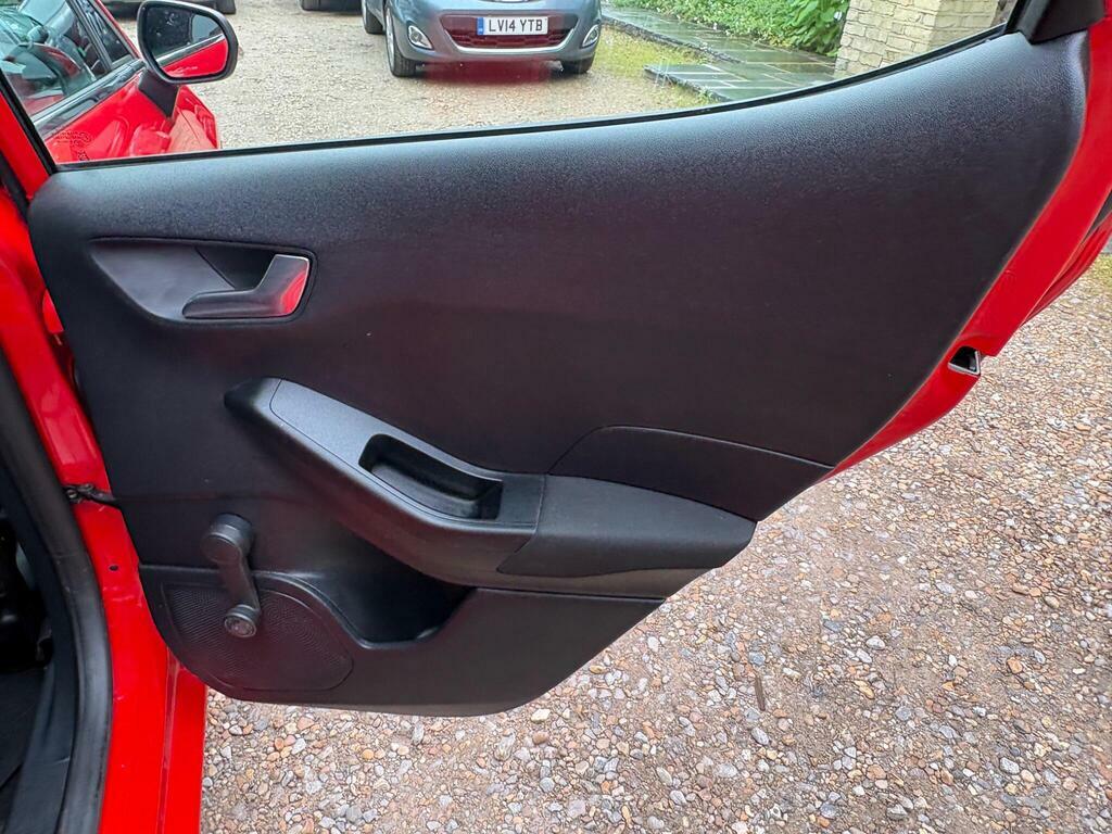 Ford Fiesta Zetec 1.1 85Ps Black #30