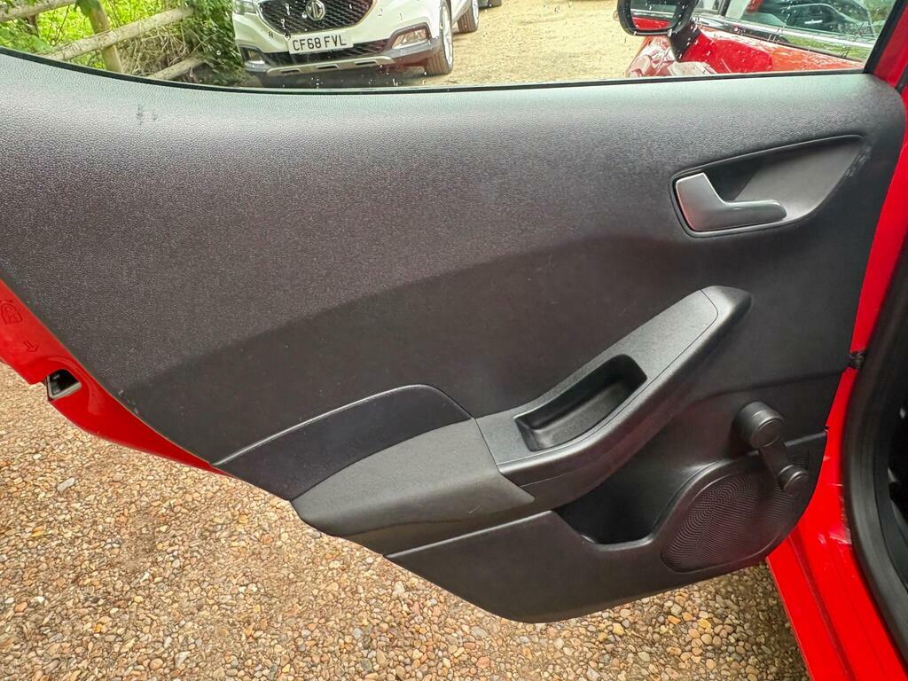 Ford Fiesta Zetec 1.1 85Ps Black #29