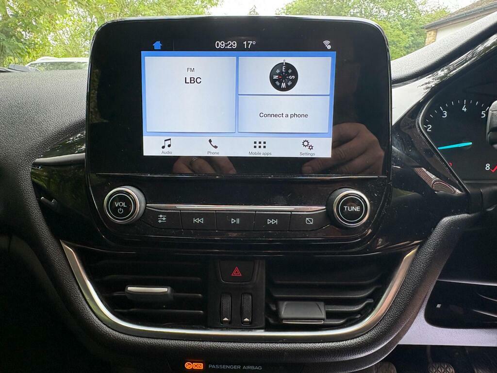 Ford Fiesta Zetec 1.1 85Ps Black #37