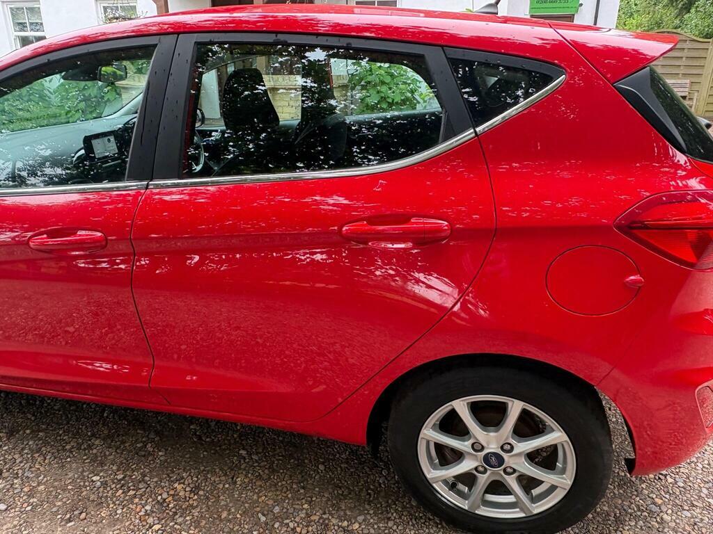 Ford Fiesta Zetec 1.1 85Ps Black #35