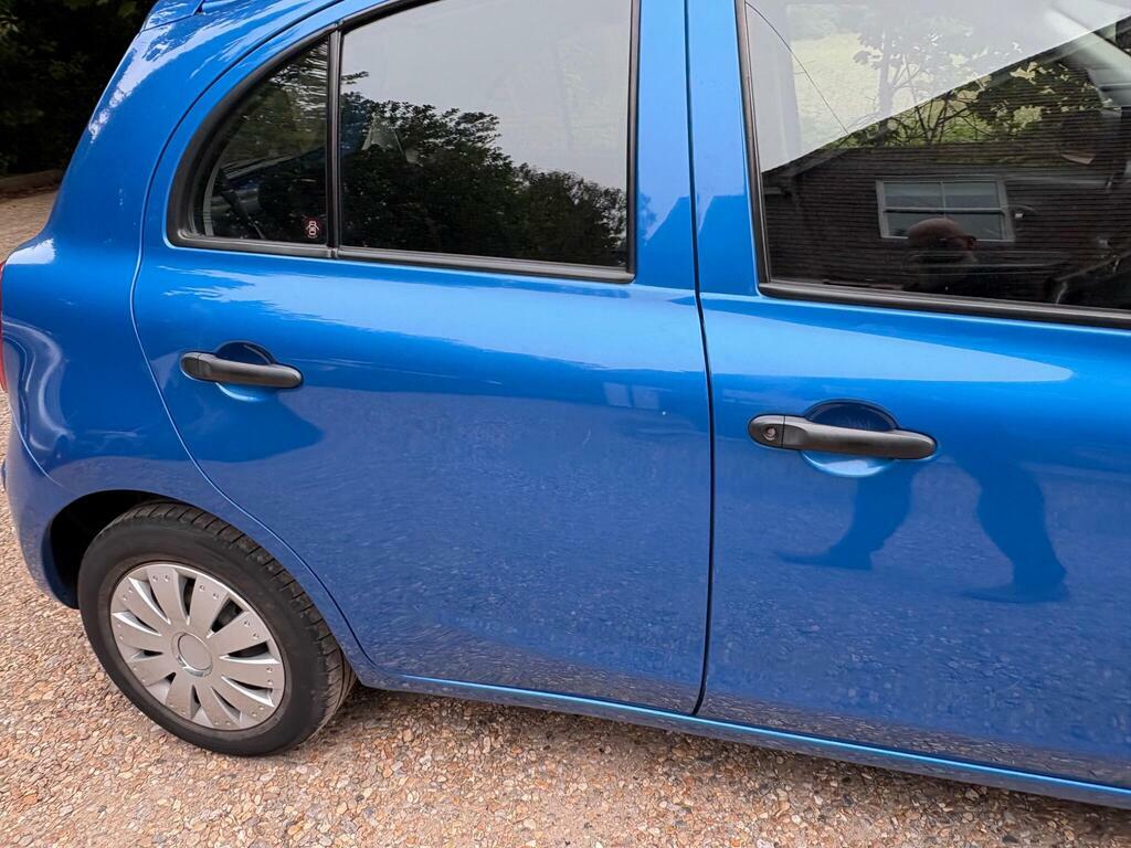 Nissan Micra Visia White #9