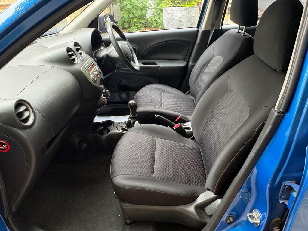 Nissan Micra Visia White #36