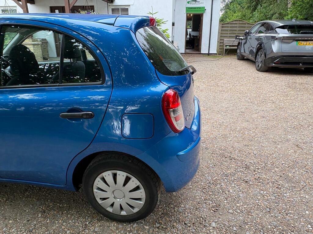 Nissan Micra Visia White #39