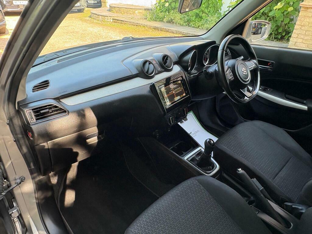 Suzuki Swift Hatchback White #15