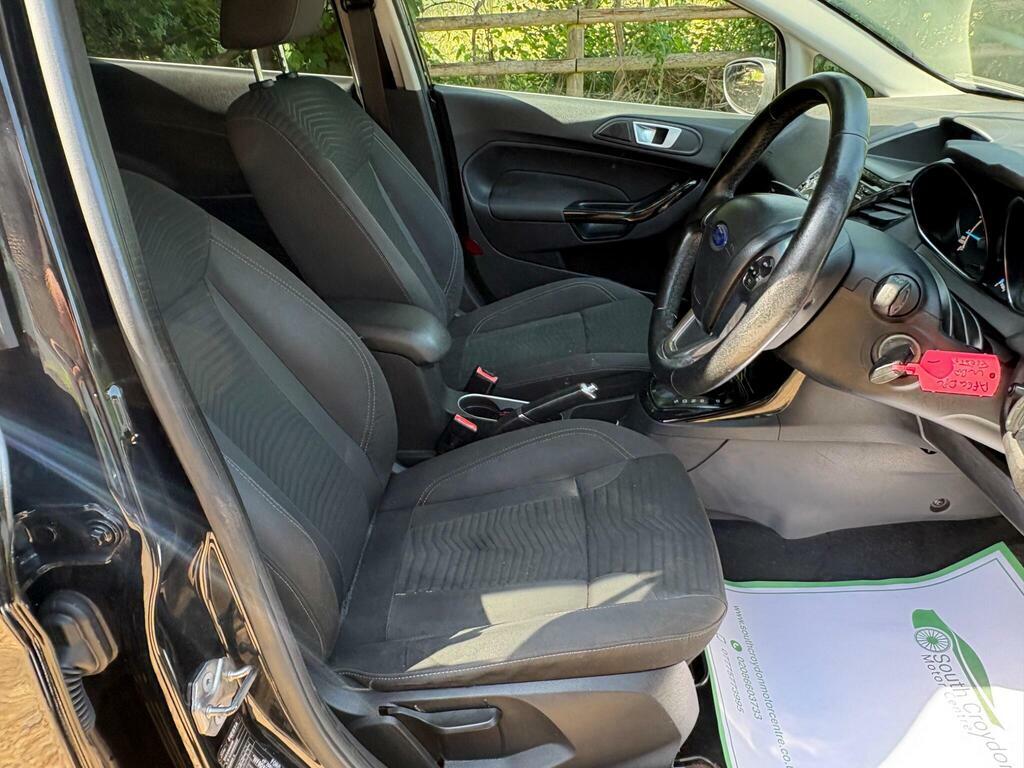 Ford Fiesta Studio Red #21