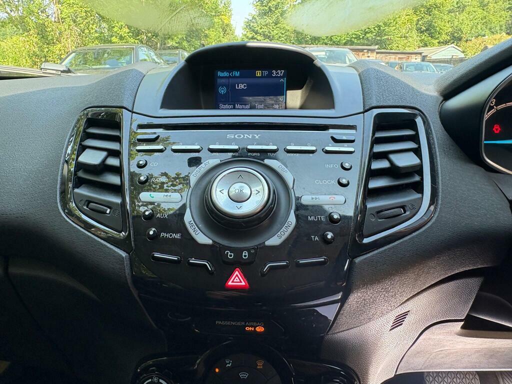 Ford Fiesta Studio Red #19