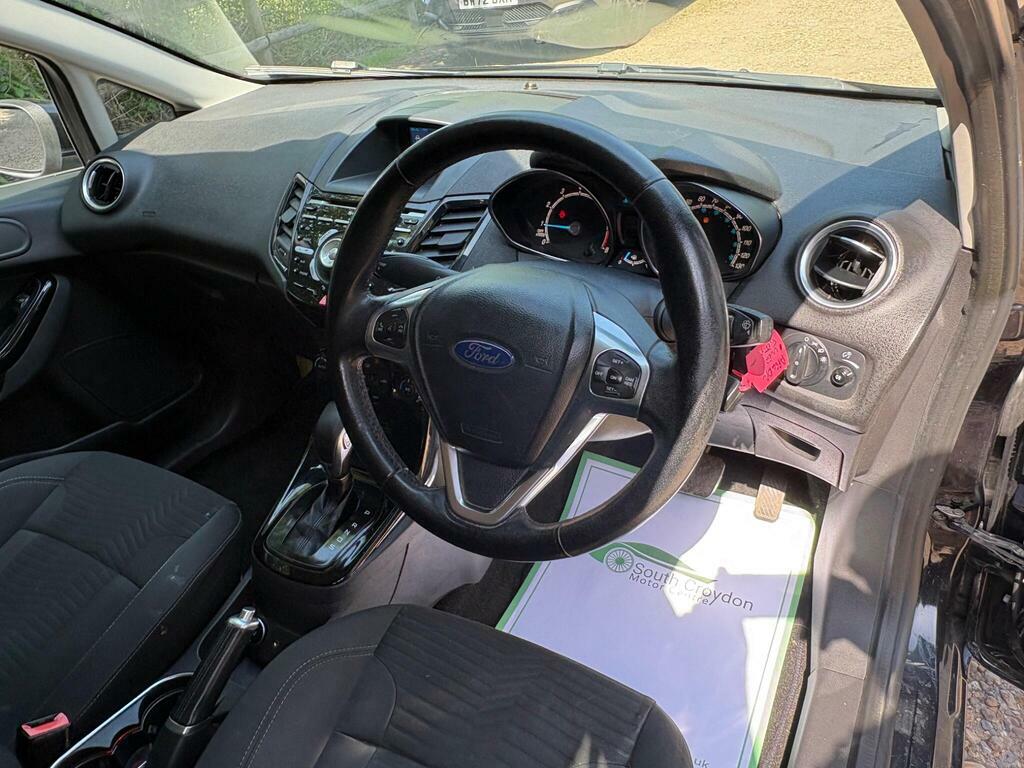 Ford Fiesta Studio Red #18
